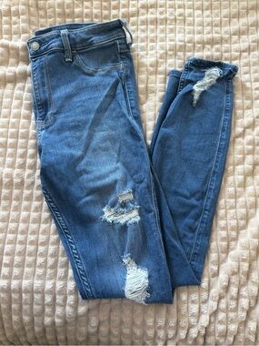 Hollister high rise jegging!